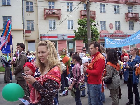 Парад в Ижевске 2008, слингомамы Парад в Ижевске 2008, слингомамы